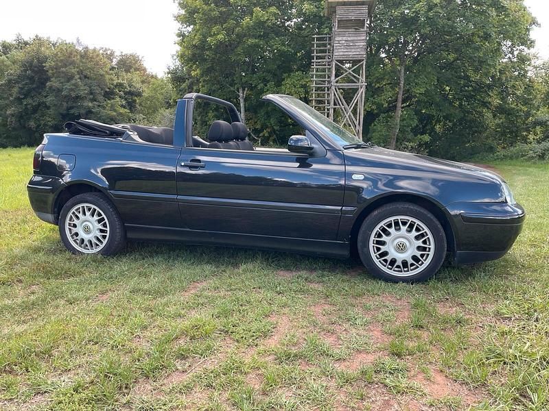 Gebraucht VW Golf Cabriolet 115 PS (84 kW) 2000 Schwarz Cabrio