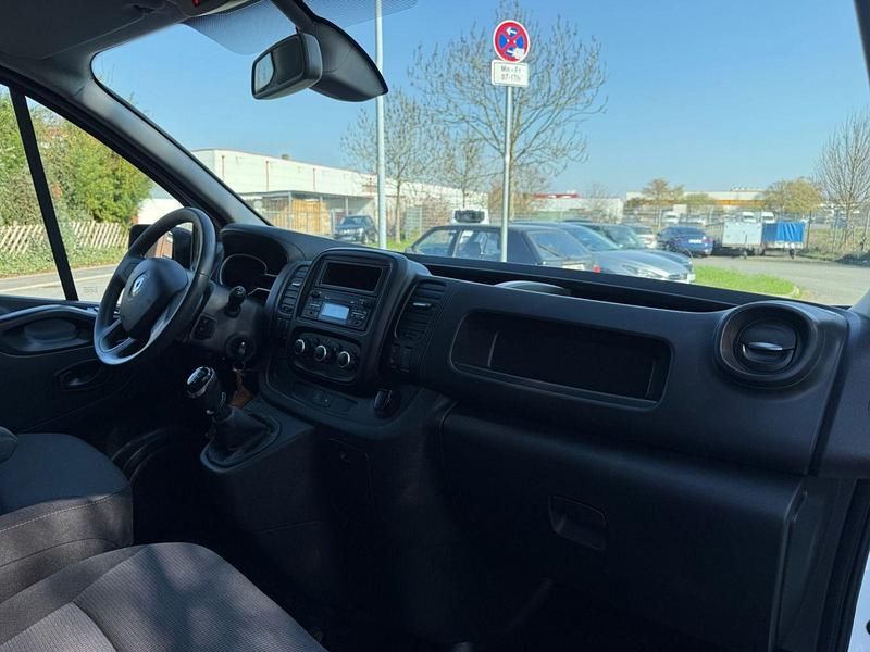 Gebraucht Renault Trafic 120 PS (88 kW) 2020 Weiß Van / Kleinbus