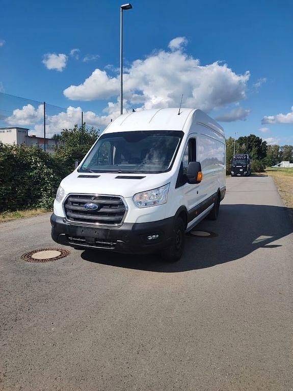Gebraucht Ford Transit 170 PS (125 kW) 2019 Weiß Van / Kleinbus