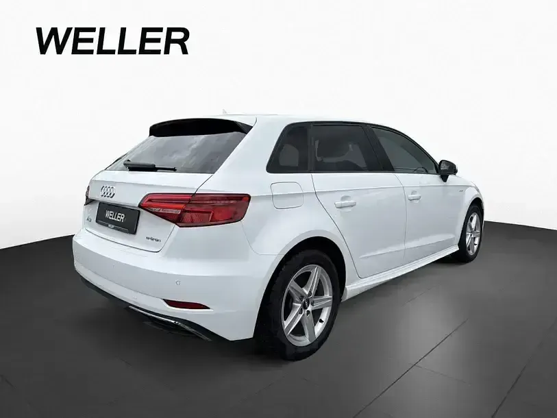 Gebraucht Audi A3 Sport 150 PS (110 kW) 2017 Weiss Limousine