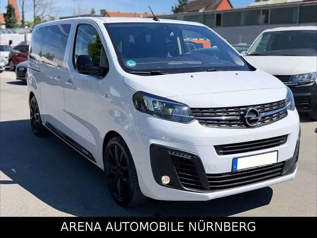 Gebraucht Opel Zafira Life 177 PS (130 kW) 2023 Weiß Van / Kleinbus