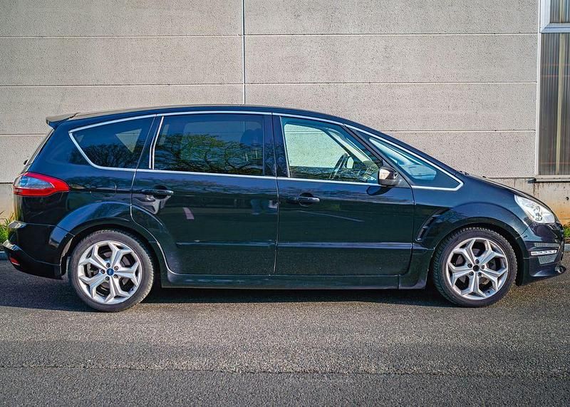 Gebraucht Ford S-MAX Titanium S 163 PS (119 kW) 2014 Van / Kleinbus