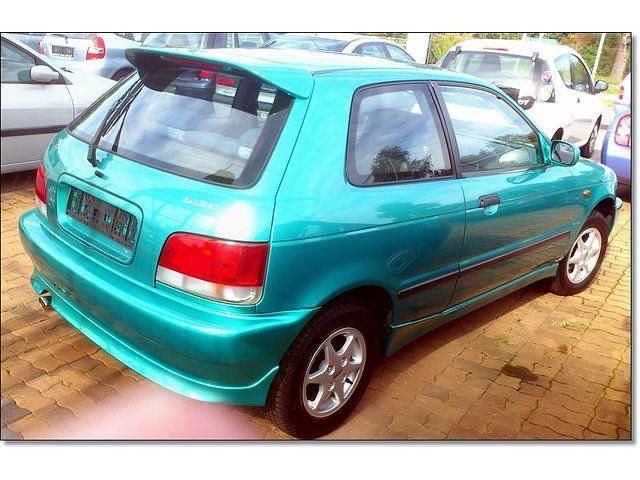 Gebraucht Suzuki Baleno 86 PS (63 kW) 1998 Grün metallic Kleinwagen