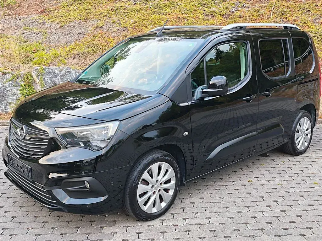 Gebraucht Opel Combo 131 PS (96 kW) 2019 Schwarz Van / Kleinbus