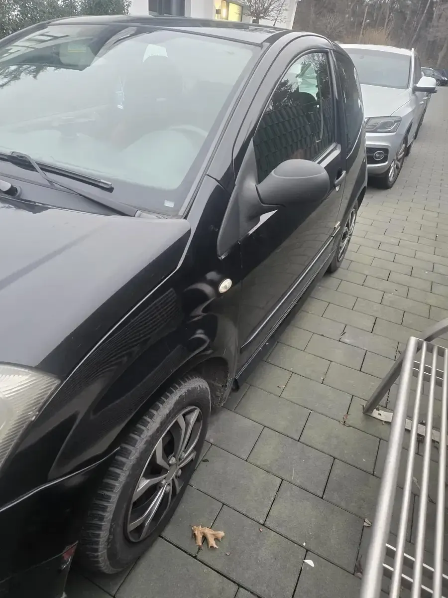 Gebraucht Citroën C2 99 PS (72 kW) 2006 Schwarz Kleinwagen