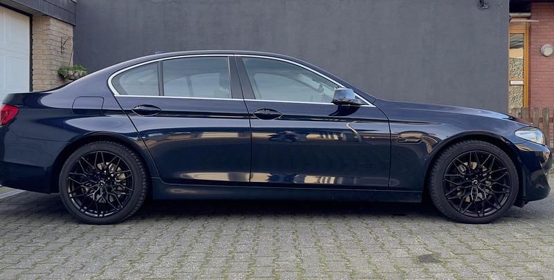 Gebraucht BMW 520 Efficient Dynamics 184 PS (135 kW) 2013 Blau Limousine