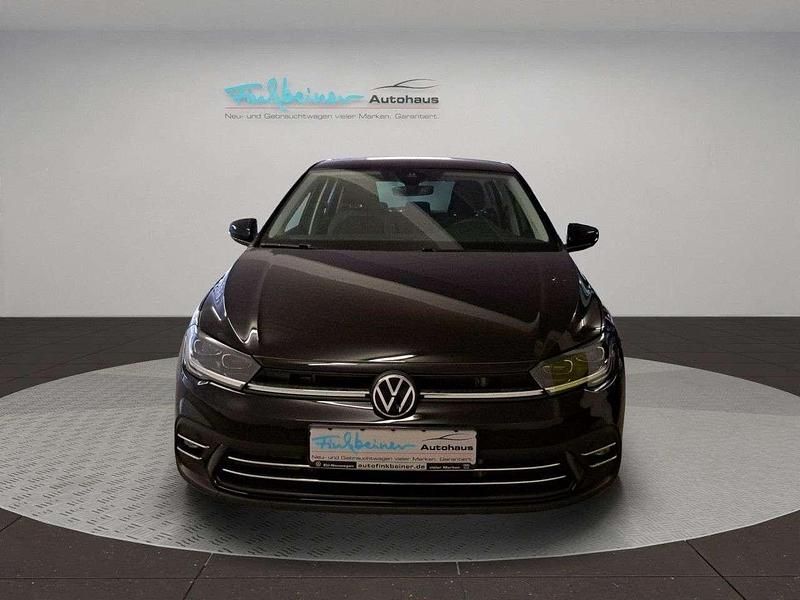 Gebraucht VW Polo Style 95 PS (69 kW) 2024 Deep black perleffekt (metallic) Limousine