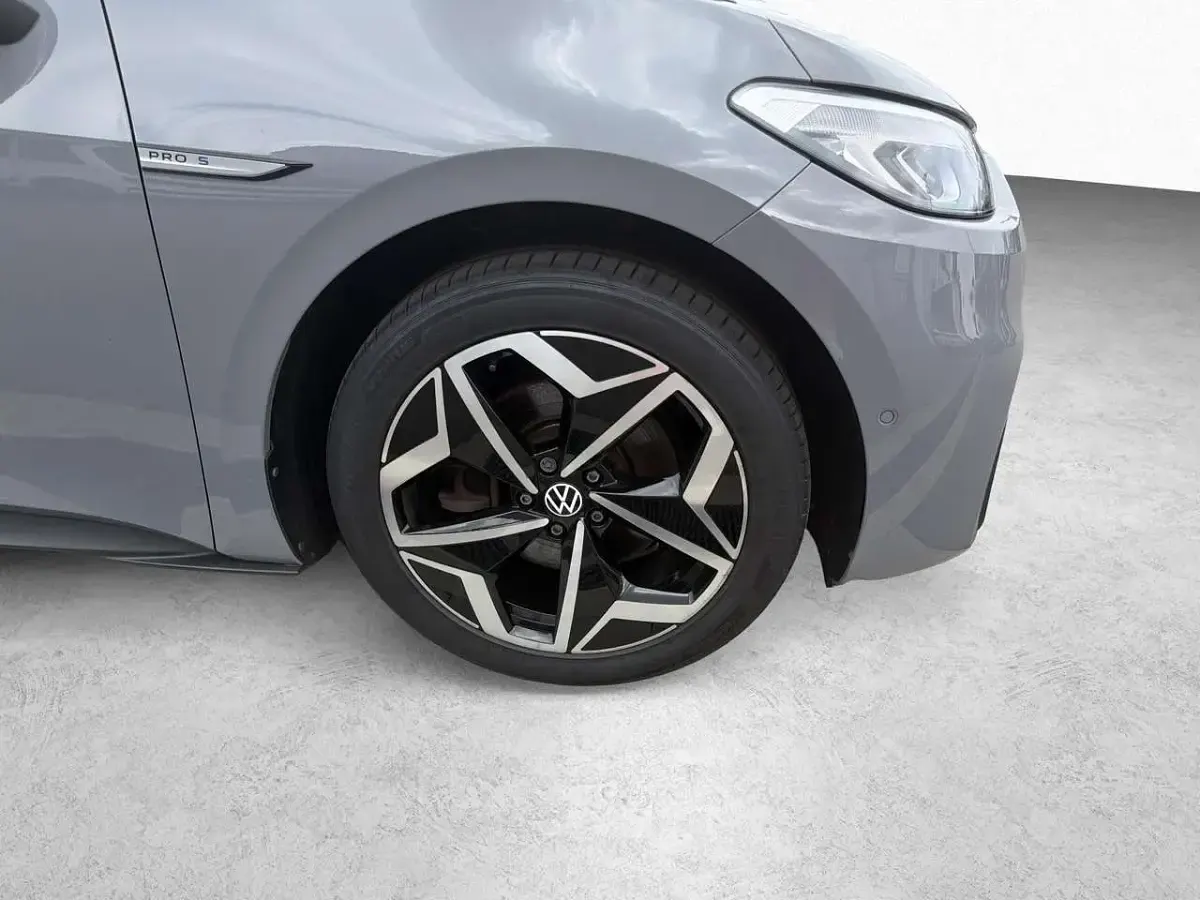 Gebraucht VW ID.3 Pro 150 kW (204 PS) 2023 Mondsteingrau schwarz Kleinwagen