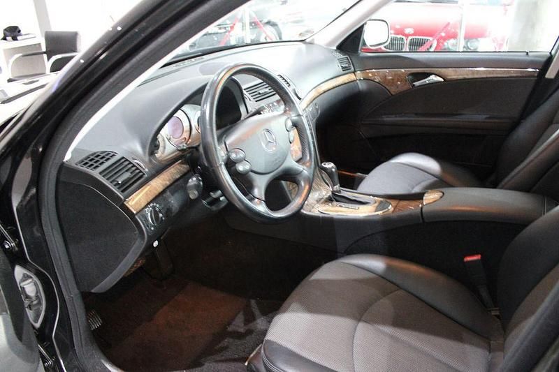 Second-hand Mercedes E220 Avantgarde 170 CP (125 kW) 2009 Negru Berlinǎ