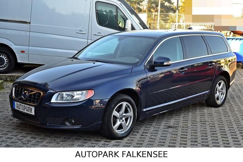 Gebraucht Volvo V70 203 PS (149 kW) 2011 Blau Kombi