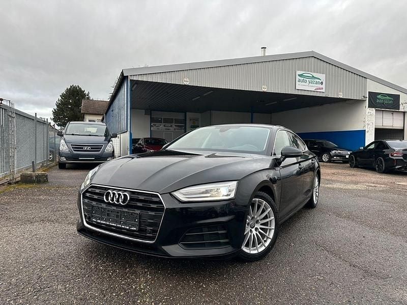 Schwarz Gebraucht 2019 Audi A5 Sportback Ambiente Kleinwagen | 20.880 € (Superpreis) - Bild 1/4