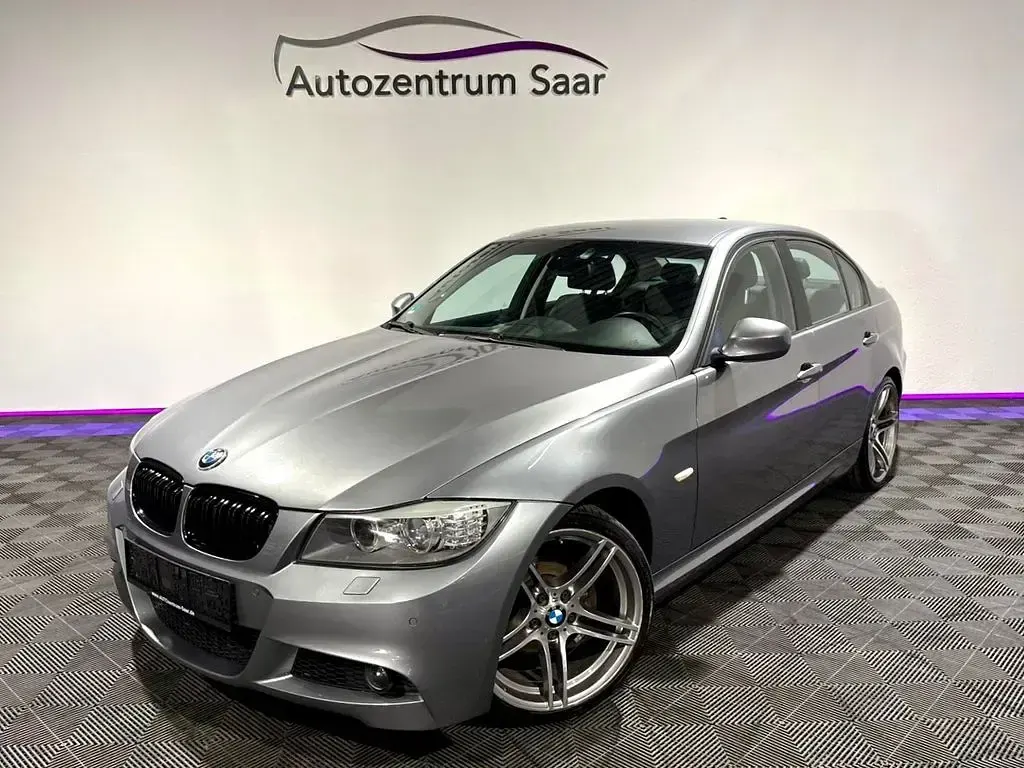 Gebraucht BMW 320 M Sport 170 PS (125 kW) 2009 Grau Limousine