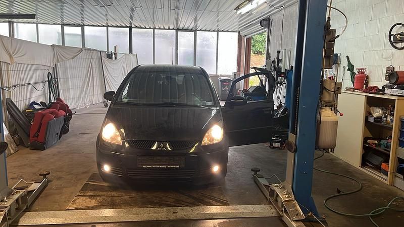 Schwarz Gebraucht 2008 Mitsubishi Colt Kleinwagen | 2.200 € (Etwas zu teuer) - Bild 1/4