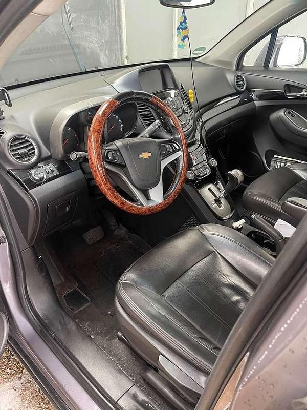 Gebraucht Chevrolet Orlando LT 163 PS (119 kW) 2012 Grau Van / Kleinbus