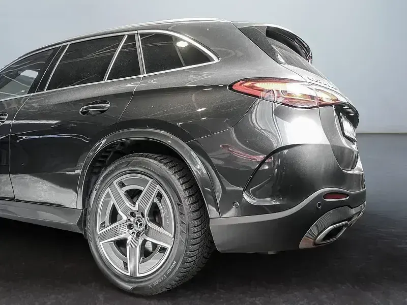 Gebraucht Mercedes GLC300 AMG 269 PS (197 kW) 2025 Grau graphitgrau SUV