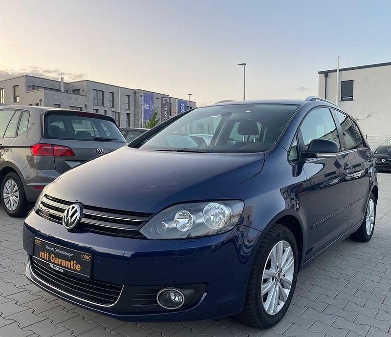 Blau Gebraucht 2011 VW Golf Plus Cross Style Van / Kleinbus | 6.890 € (Fairer Preis) - Bild 1/4