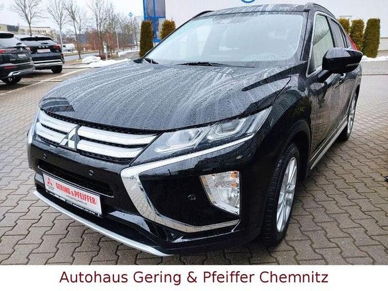 Gebraucht Mitsubishi Eclipse Cross Top 163 PS (119 kW) 2018 Schwarz SUV
