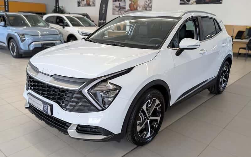 Weiß Neu 2025 Kia Sportage 4 SUV | 31.450 € (Fairer Preis) - Bild 1/4