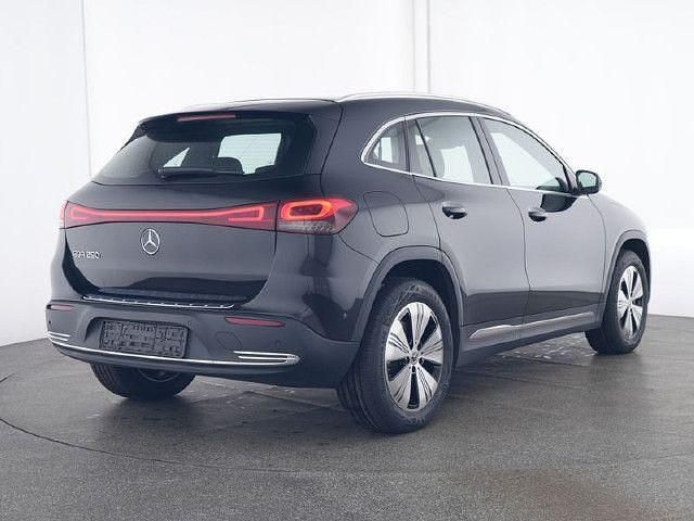 Gebraucht Mercedes EQA250 Advanced 139 kW (190 PS) 2023 Schwarz SUV