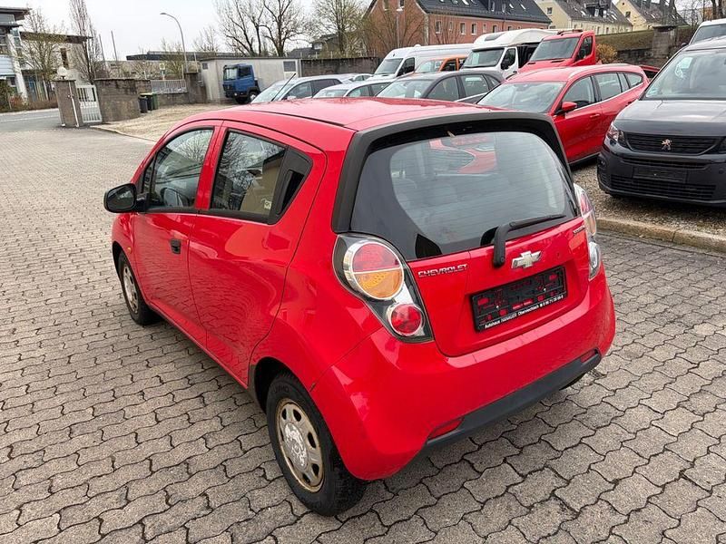 Gebraucht Chevrolet Spark 68 PS (50 kW) 2010 Rot Kleinwagen