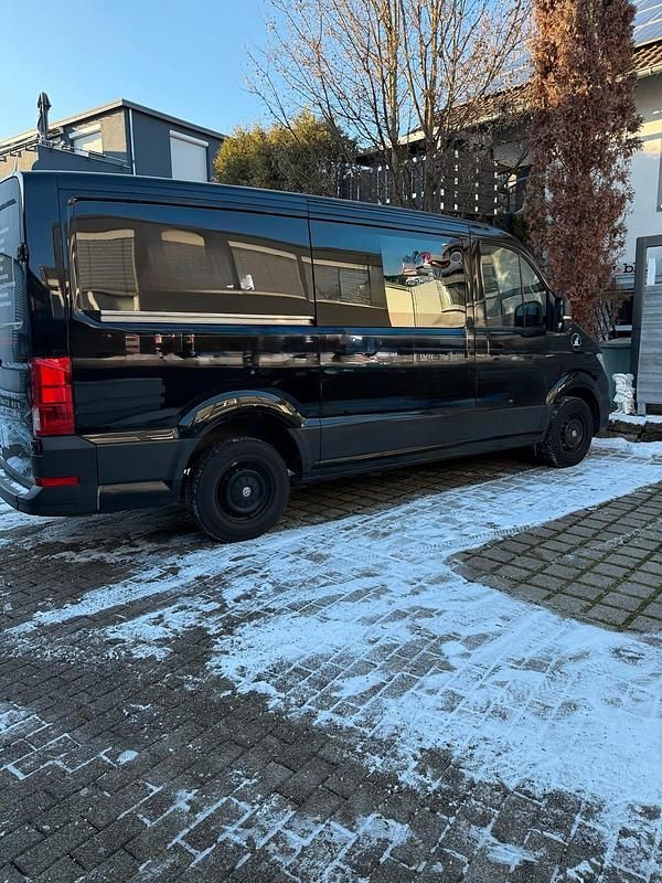 Schwarz Gebraucht 2019 VW Crafter Van | 23.900 € (Guter Preis) - Bild 1/2