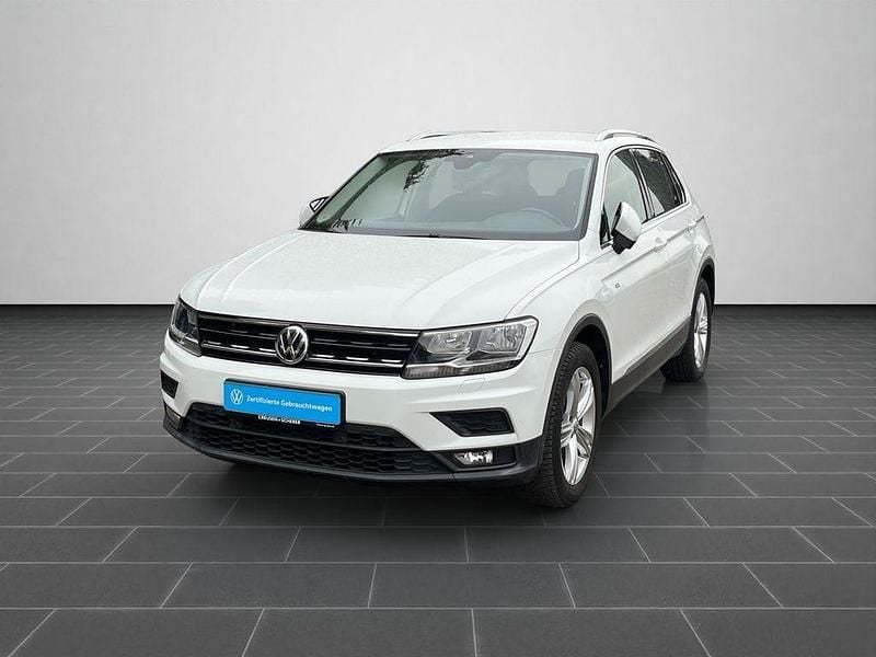 Pure white Gebraucht 2018 VW Tiguan Comfortline SUV | 18.500 € (Guter Preis) - Bild 1/4