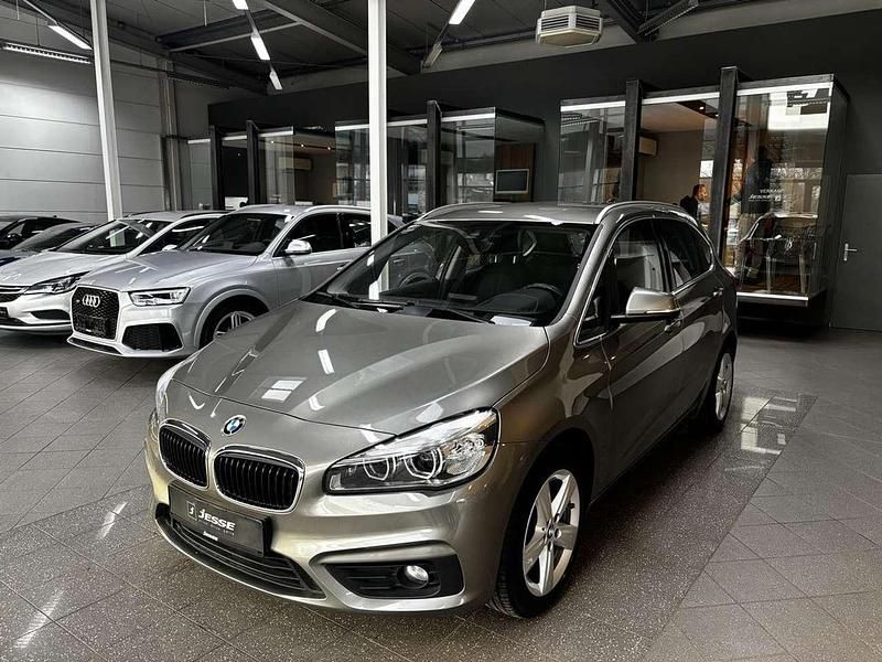 Gebraucht BMW 218 136 PS (100 kW) 2015 Platinsilber metallic Van / Kleinbus