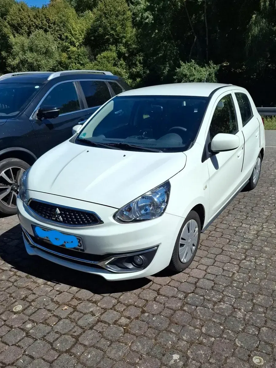 Gebraucht Mitsubishi Space Star 70 PS (51 kW) 2018 Weiß Kleinwagen