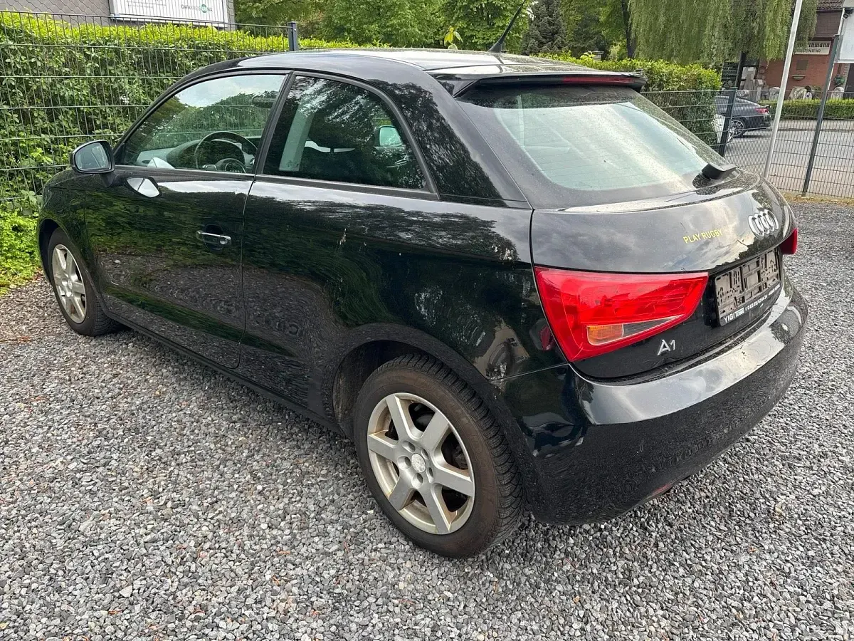 Usata Audi A1 105 CV (77 kW) 2011 Nero Utilitaria