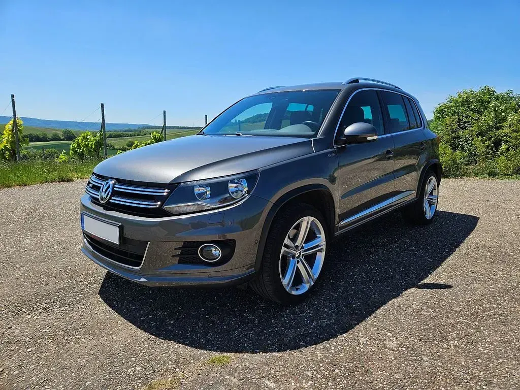 Gebraucht VW Tiguan LOUNGE 216 PS (158 kW) 2015 Grau SUV