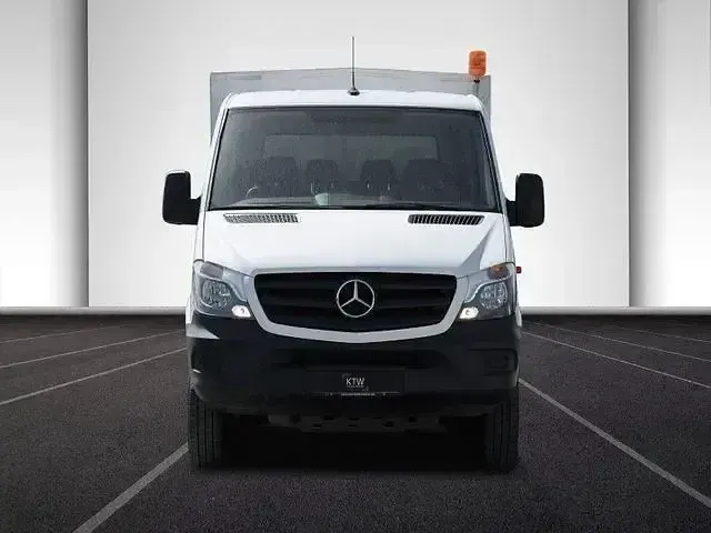Second-hand Mercedes Sprinter 163 CP (119 kW) 2018 Alb Van