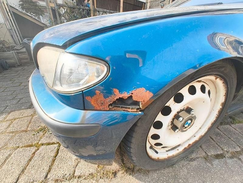 Gebraucht BMW 330 231 PS (169 kW) 2001 Blau Limousine