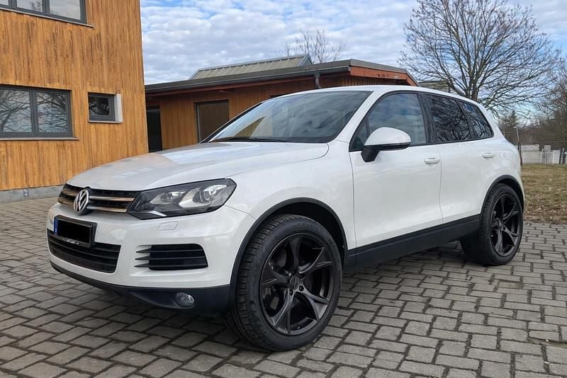Gebraucht VW Touareg Terrain Tech 245 PS (180 kW) 2013 Weiß SUV