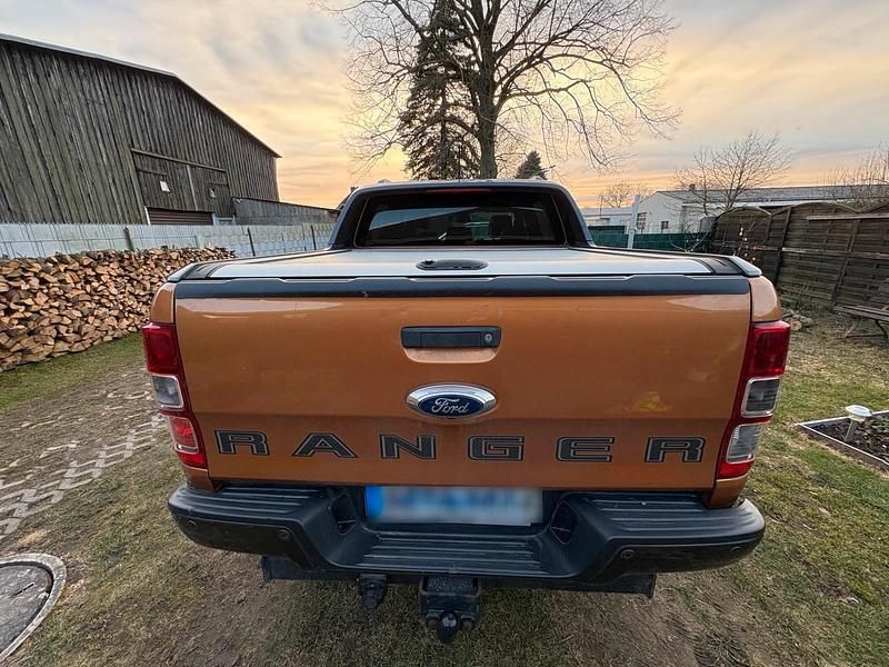 Gebraucht Ford Ranger 213 PS (156 kW) 2021 Orange Pickup