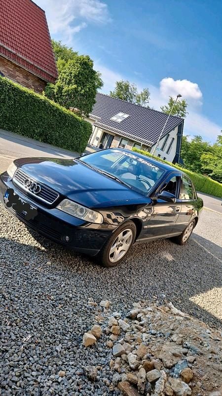 Gebraucht Audi A4 101 PS (74 kW) 1999 Schwarz Limousine