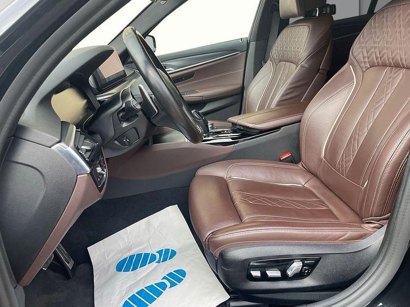 Gebraucht BMW M550 Performance 530 PS (389 kW) 2020 Schwarz Limousine