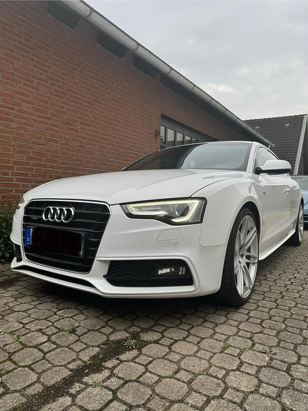Weiß Gebraucht 2014 Audi A5 Sportback S-Line Coupé | 16.490 € (Fairer Preis) - Bild 1/4