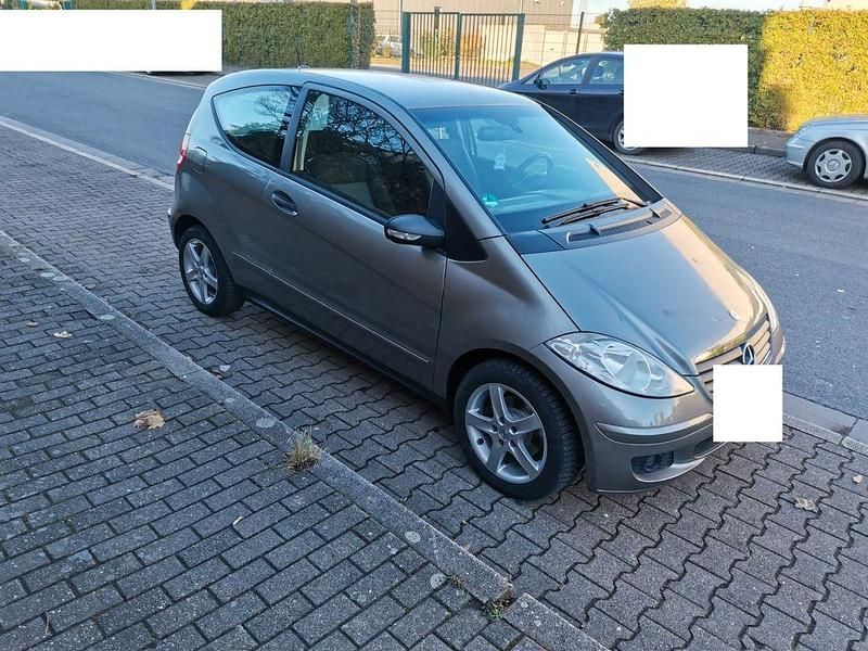 Gold Gebraucht 2007 Mercedes A150 Classic Kleinwagen | 2.800 € (Fairer Preis) - Bild 1/4