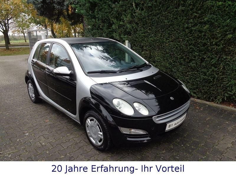 Second-hand Smart ForFour Passion 95 CP (69 kW) 2004 Negru Hatchback