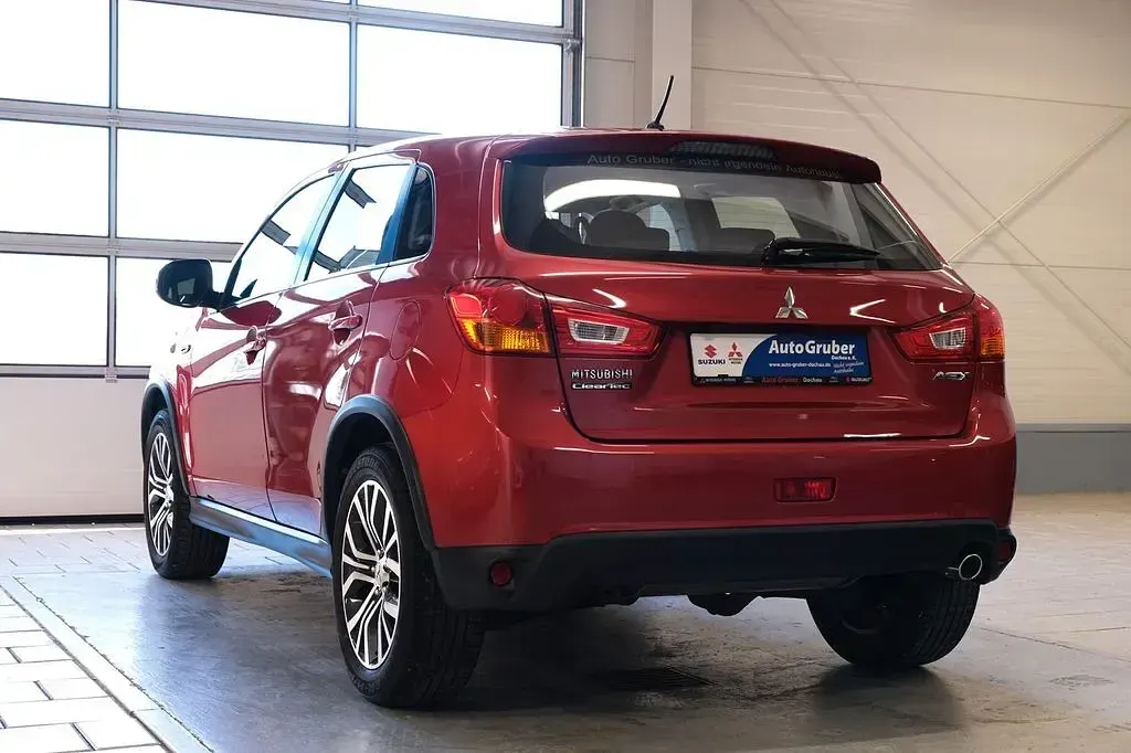 Begagnad Mitsubishi ASX 117 HK (86 kW) 2017 Röd SUV