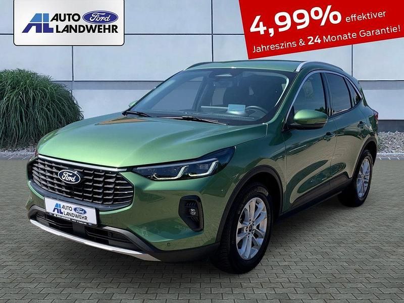 Gebraucht Ford Kuga Titanium 186 PS (136 kW) 2024 Gruen SUV