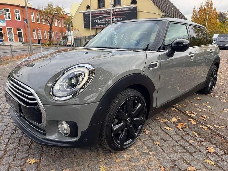 Moonwalk grey Gebraucht 2018 Mini Cooper Clubman Kombi | 10.590 € (Guter Preis) - Bild 1/4