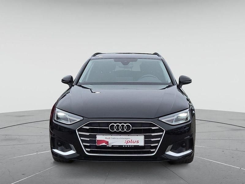 Gebraucht Audi A4 Advanced Plus 163 PS (119 kW) 2022 Brillantschwarz Kombi