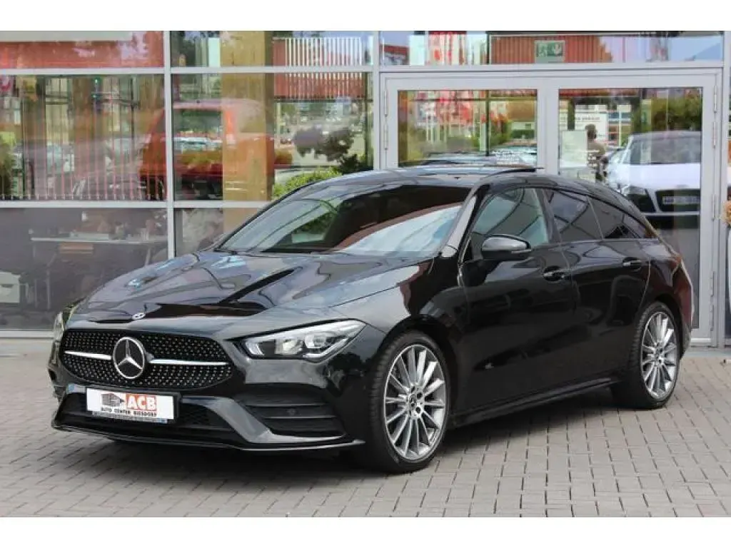 Gebraucht Mercedes CLA250e Shooting Brake AMG 224 PS (164 kW) 2021 Kosmosschwarzmet. (metallic) Kombi