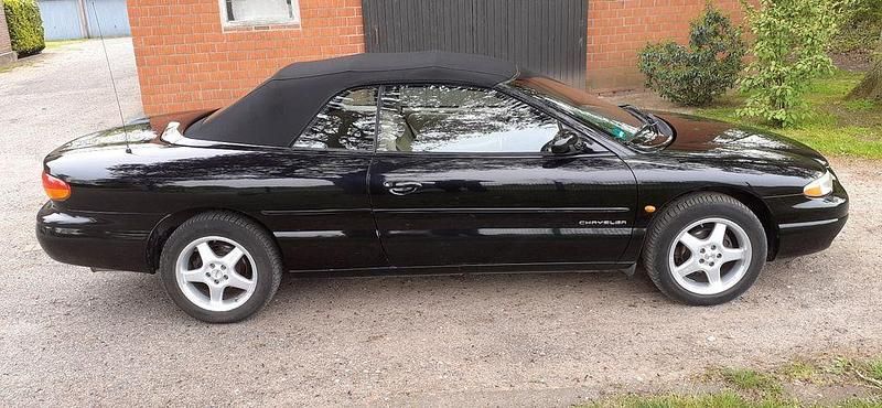 Gebraucht Chrysler Stratus 163 PS (119 kW) 2000 Schwarz Cabrio