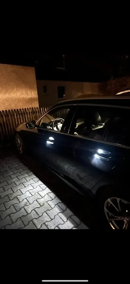 Gebraucht BMW 318 Efficient Dynamics 150 PS (110 kW) 2020 Schwarz Kombi