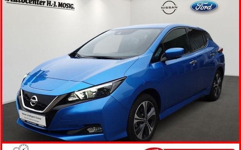 Blau schwarz Gebraucht 2021 Nissan Leaf N-Connecta Kleinwagen | 17.995 € (Fairer Preis) - Bild 1/4