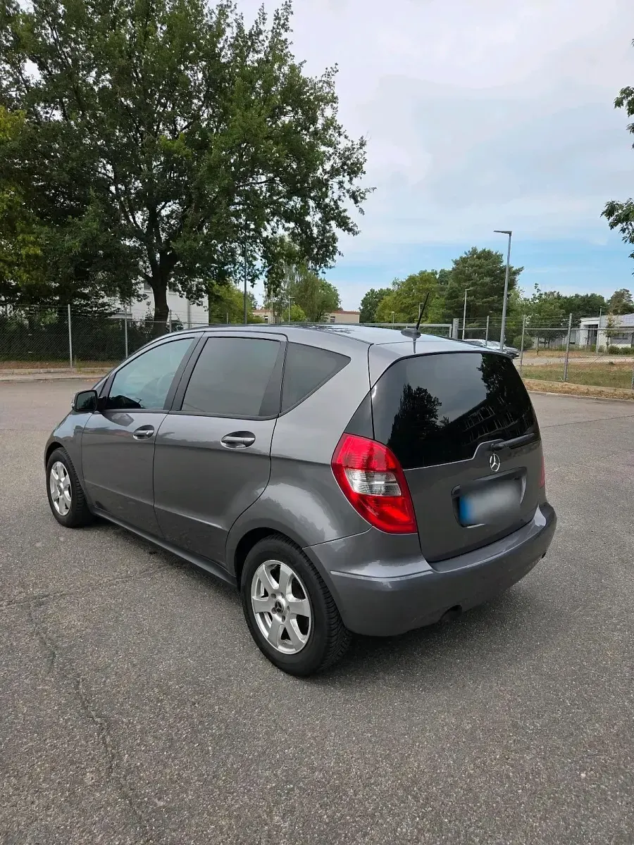 Gebraucht Mercedes A160 82 PS (60 kW) 2011 Braun Kombi