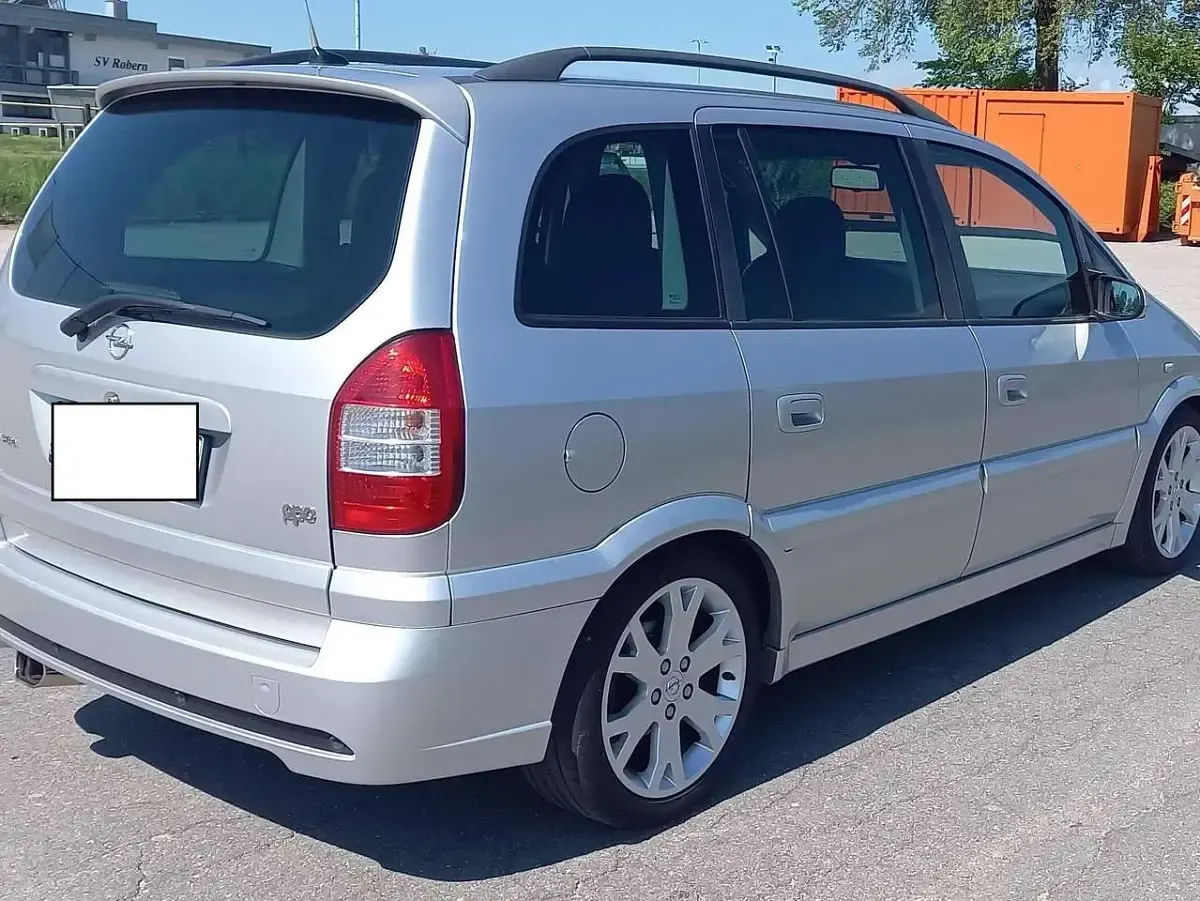 Gebraucht Opel Zafira OPC 200 PS (147 kW) 2004 Silber Van / Kleinbus