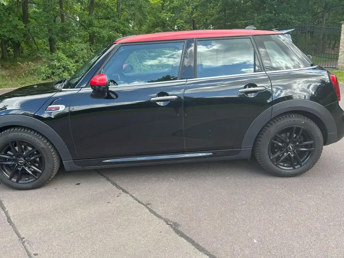 Gebraucht Mini John Cooper Works 136 PS (100 kW) 2018 Schwarz Kleinwagen